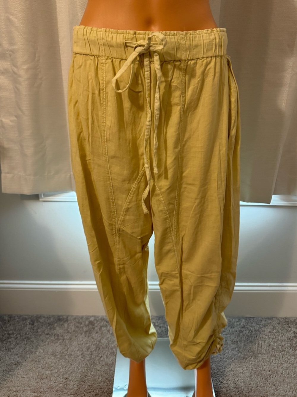 Cool Free People size S khaki drawstring adjustable joggers women pants new
